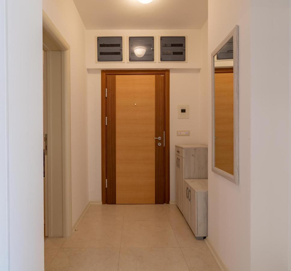 Apartment H704 Будва Екстер'єр фото